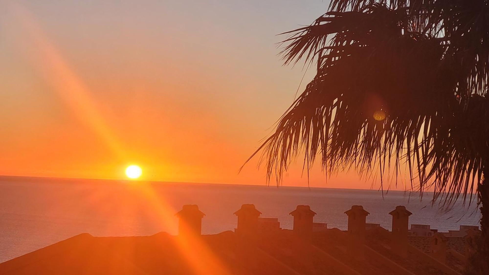 Muy Cerca Del Mar. Apartamento *