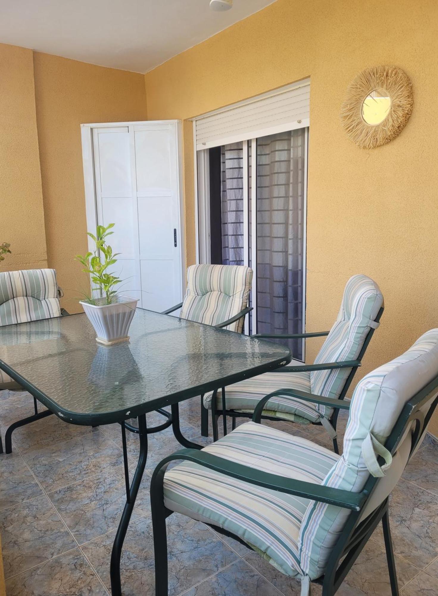 Muy Cerca Del Mar. Apartamento Arenales del Sol